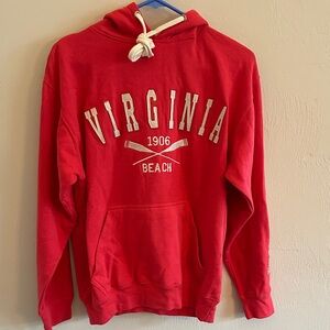 Virginia Beach 1906 Red Hoodie Sweatshirt Size Small